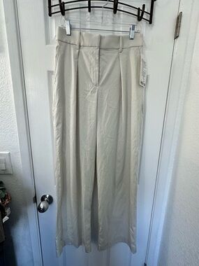 Lululemon Pleat-front High-Rise Trouser *Regular 10, 32” Inseam